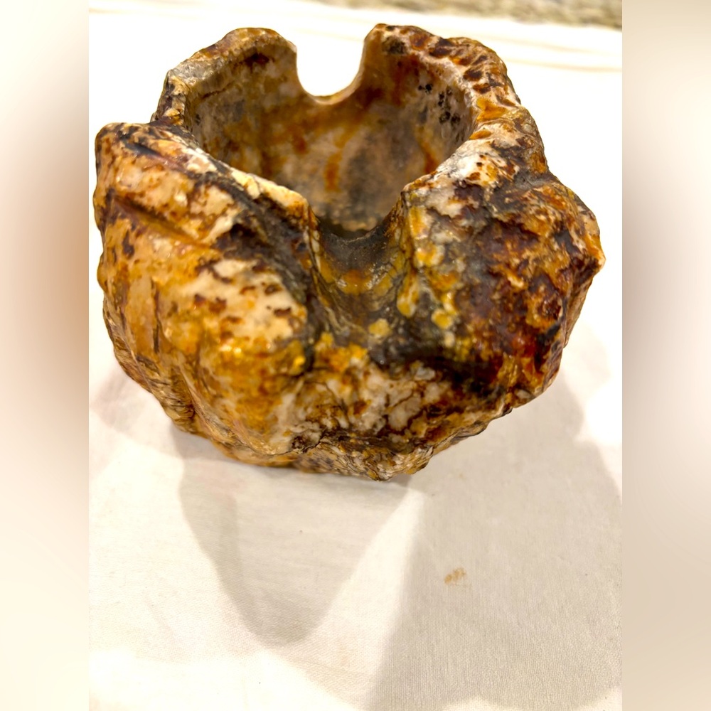 Vintage orange alabaster ashtray made in Italy, genuine‎ hand carved